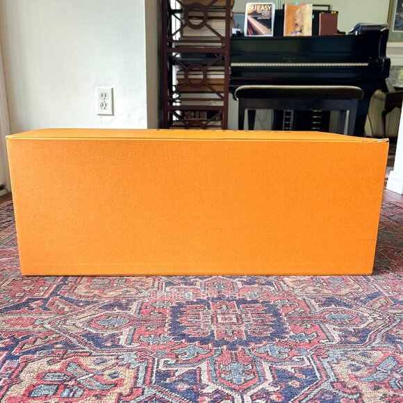 LOUIS VUITTON Jumbo Size Magnetic Gift Box for Luggage (28.5" x 18.75" x 11") - Picture 7 of 14